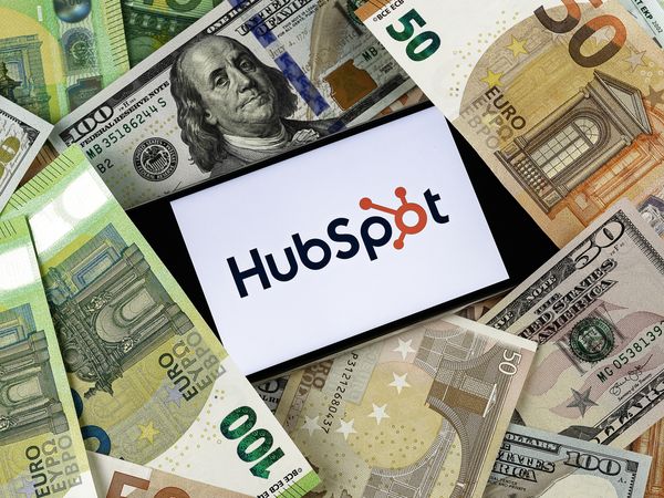 Quản trị nhân sự: Khôn khéo xây dựng văn hóa làm việc như Hubspot